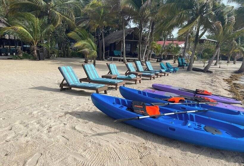 הוסטל Azure Del Mar