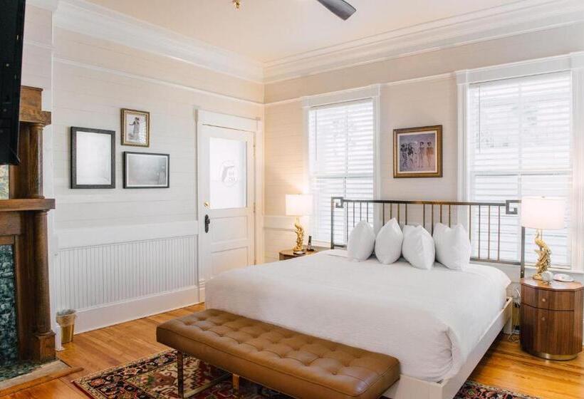 فندق صغير The Gibson Inn