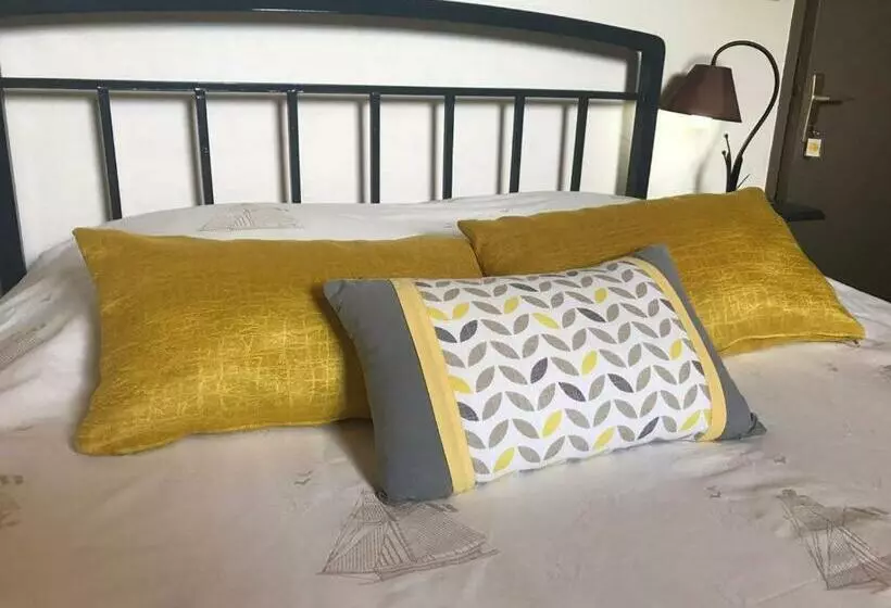 Aamiaismajoitus (B&B) Chambres D'hôtes Les Hautes Papinières