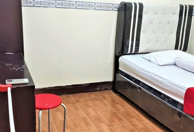 Отель Katawa Guest House Syariah