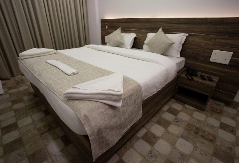 בית מלון כפרי Mayura Novacity Goa