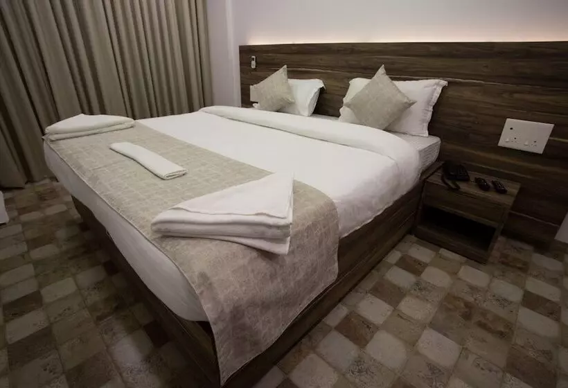 هتل Mayura Novacity Goa