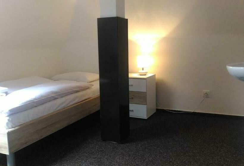 酒店 Penzion Marion