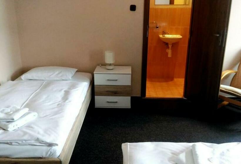 酒店 Penzion Marion