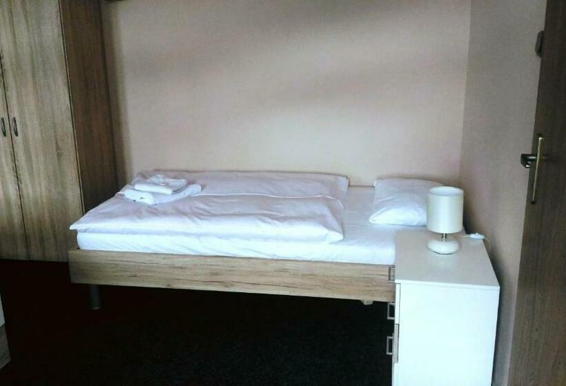 酒店 Penzion Marion