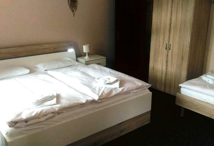 酒店 Penzion Marion