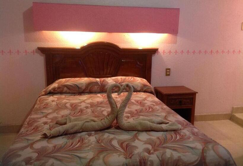 فندق Real Del Valle