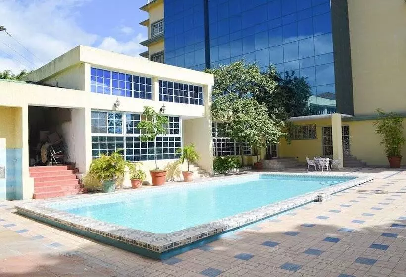 هتل Suites La Aurora