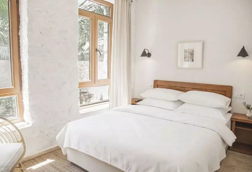 Hotelli The River House