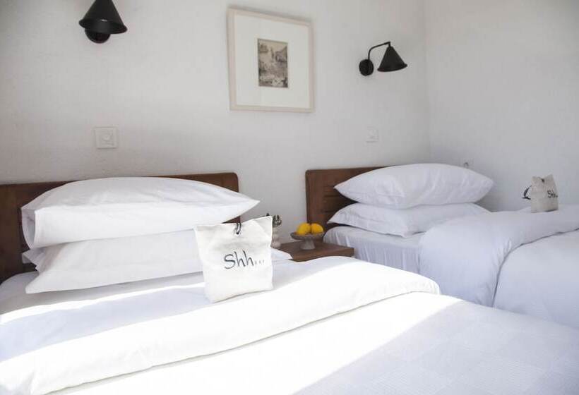 فندق The River House