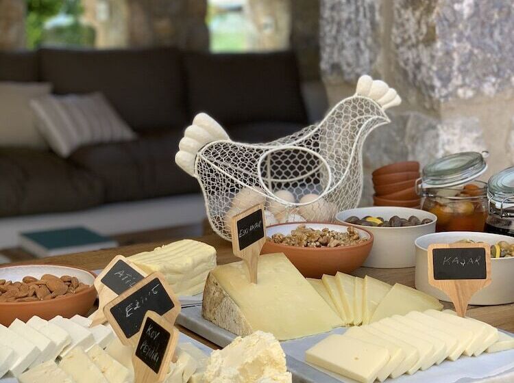 酒店 The River House