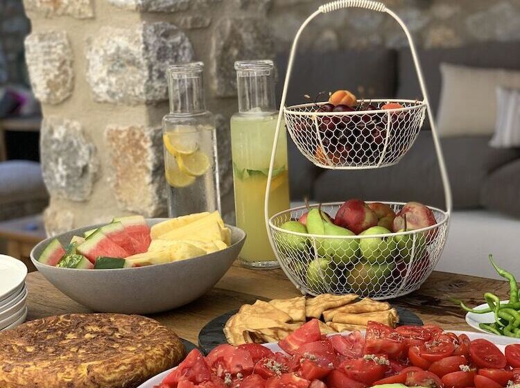 酒店 The River House