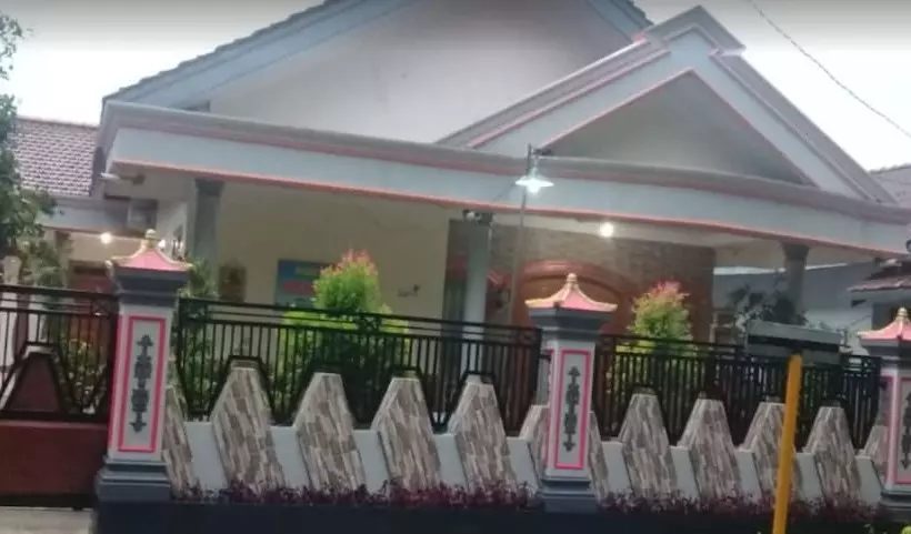 Pensione Avicenna 2 Guesthouse