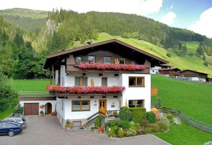 پانسیون Gästehaus Elfriede