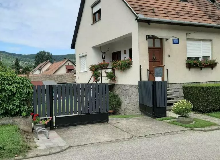 Majatalo Rózsa Vendégház