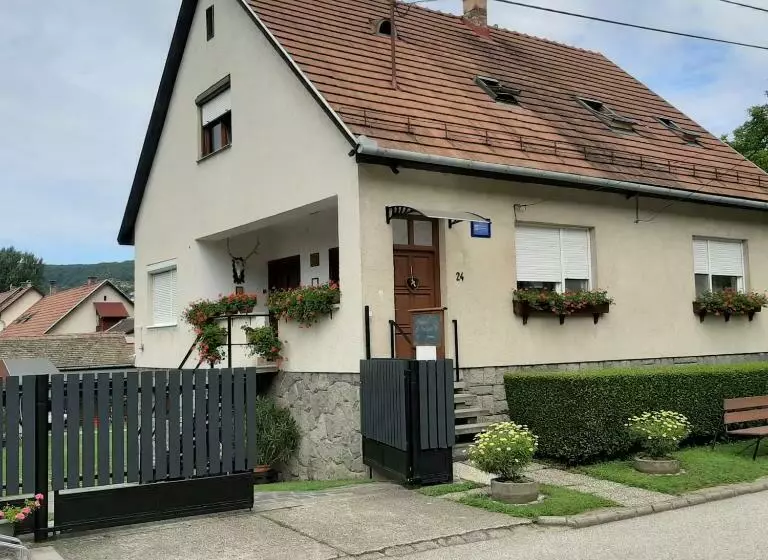 Majatalo Rózsa Vendégház