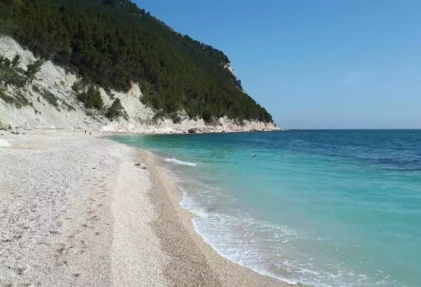 ペンション Velia Mare