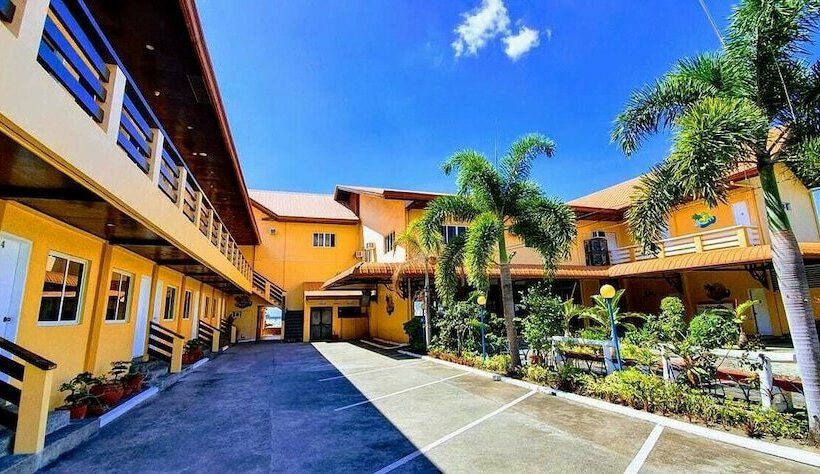 Phi Phi Beach Hotel And Island Resort