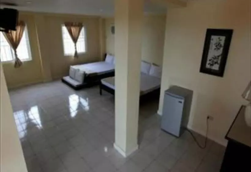 Phi Phi Beach Hotel And Island Resort