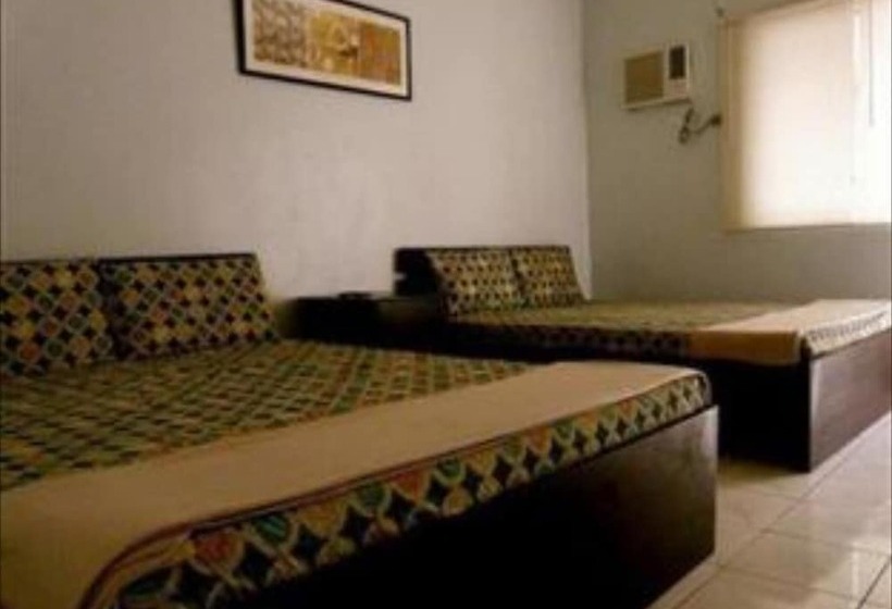 Phi Phi Beach Hotel And Island Resort