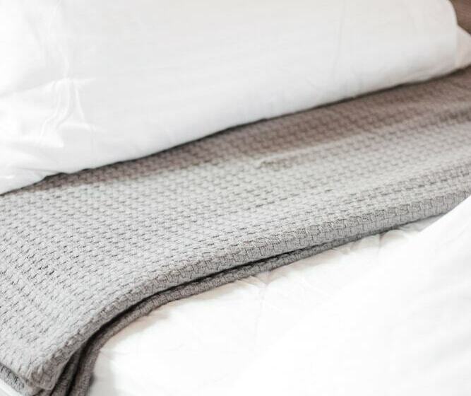 فندق Indai Aquasports And Resort