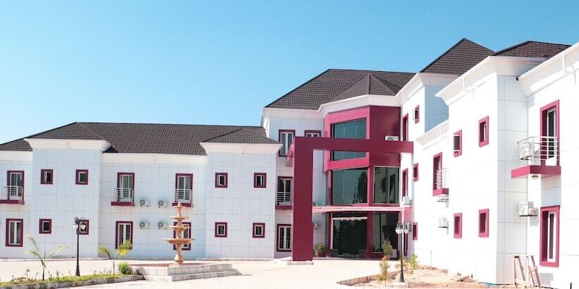 هتل King Daken Diplomatic Suites