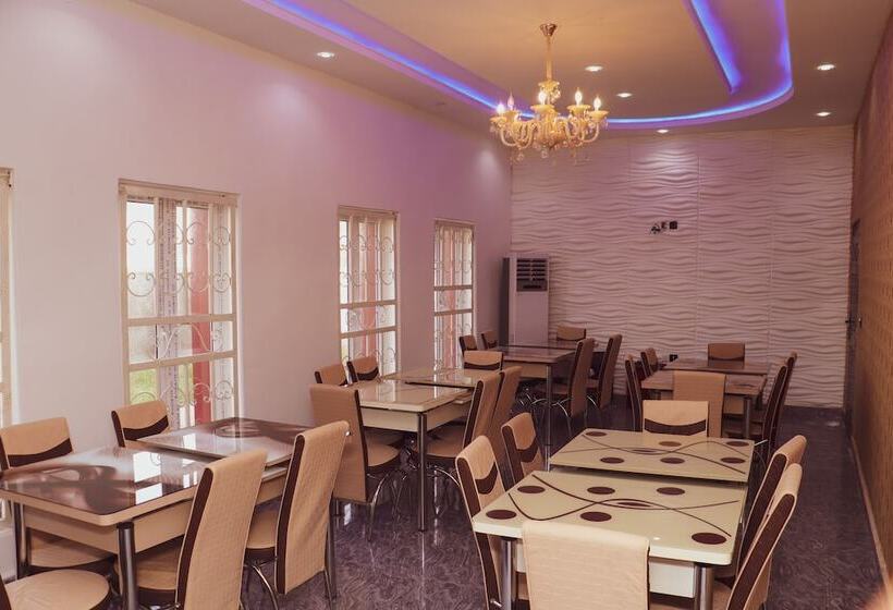 هتل King Daken Diplomatic Suites