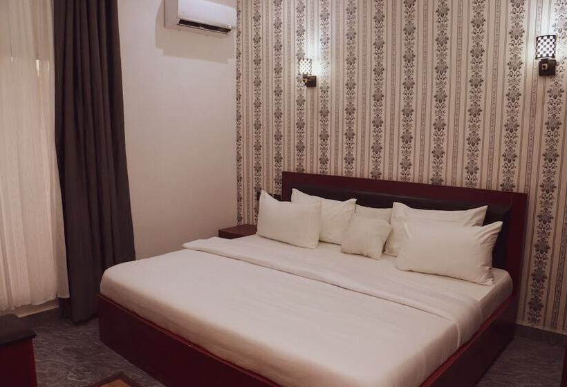 هتل King Daken Diplomatic Suites