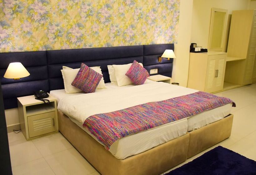 בית מלון כפרי Samrat   A Heritage