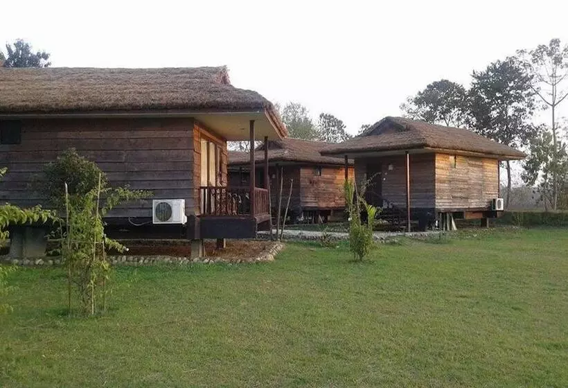 هتل Tigerland Safari   A Lemon Tree Resort, Chitwan, Nepal