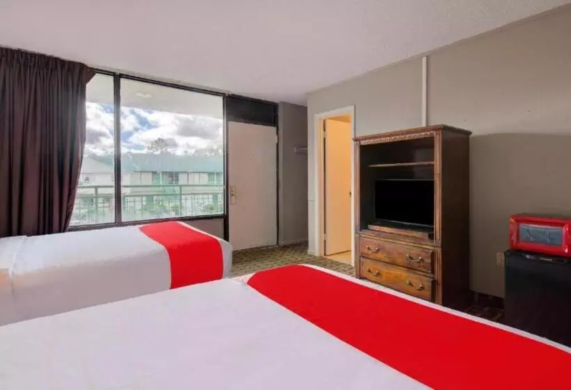 Motelli OYO Douglas GA US-441