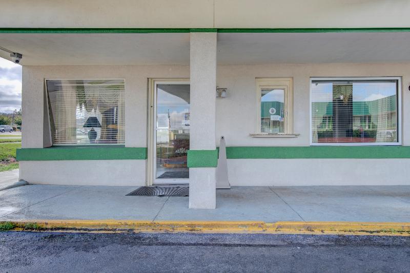 מוטל OYO Douglas GA US-441