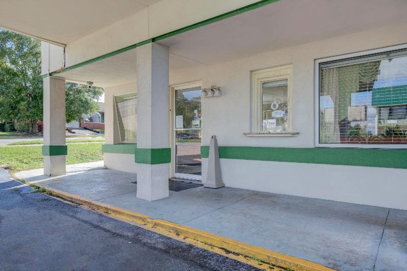 מוטל OYO Douglas GA US-441