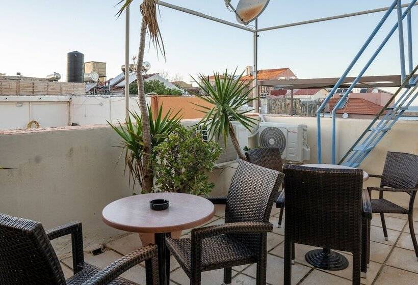 Pensjonat Artemis Rooms Chania