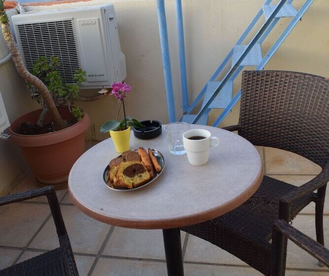 Pensjonat Artemis Rooms Chania