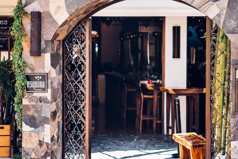 Bahia Hotel & Beach House