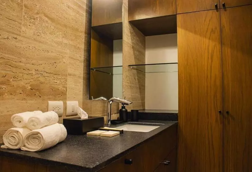 Casa Continental Hotel Boutique & Suites