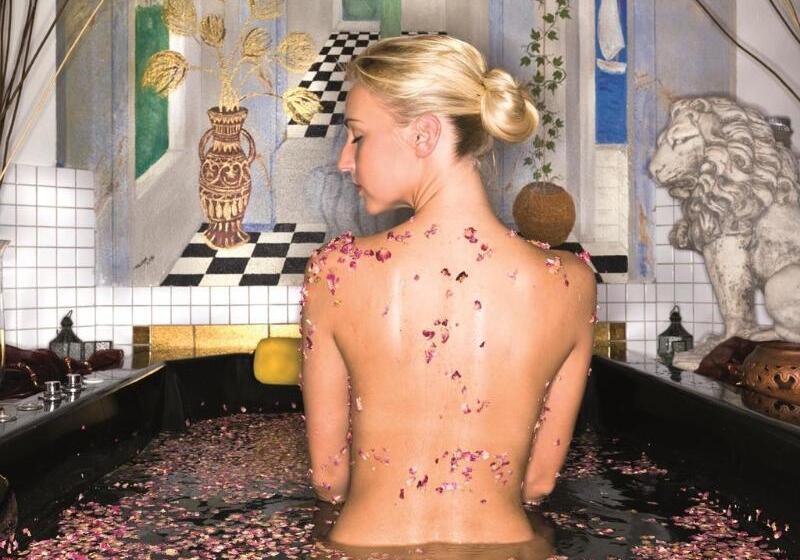 בית מלון כפרי Alpenpark Resort Superior