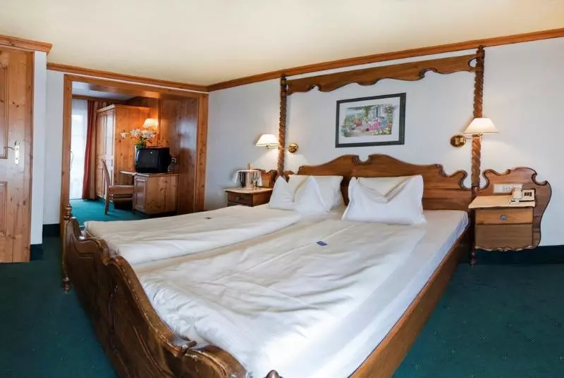 Отель Alpenpark Resort Superior