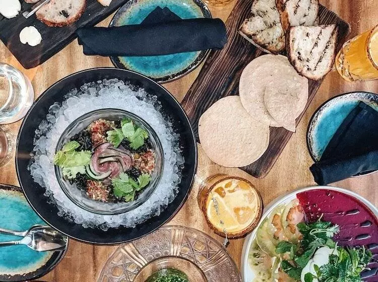 Bahia Hotel & Beach House