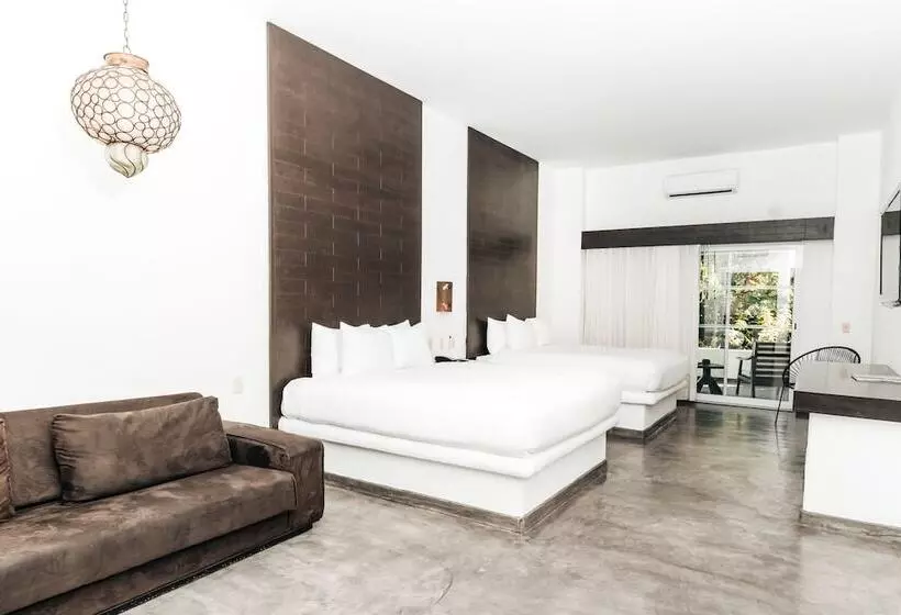 Bahia Hotel & Beach House