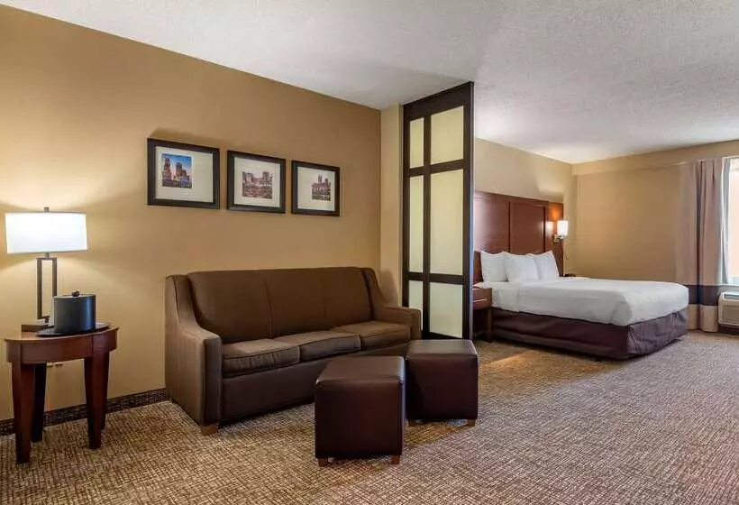 호텔 Comfort Suites Lake Norman  Huntersville