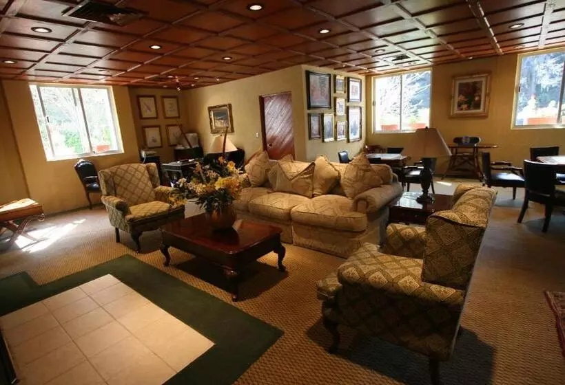 ホテル El Paraiso