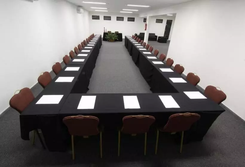 Esplanada Brasilia Hotel E Eventos