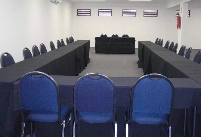 Esplanada Brasilia Hotel E Eventos