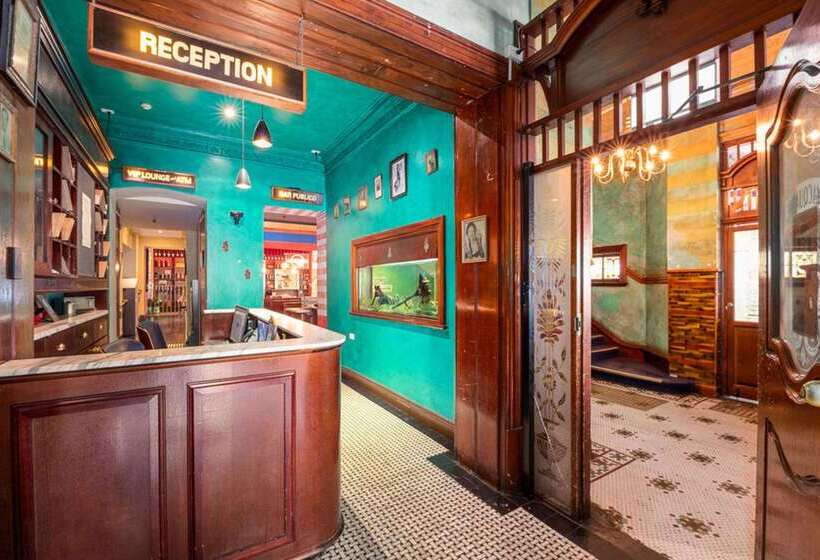 Harry, Ascend Hotel Collection