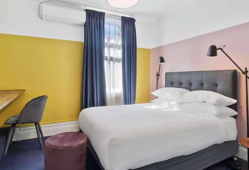 Harry, Ascend Hotel Collection