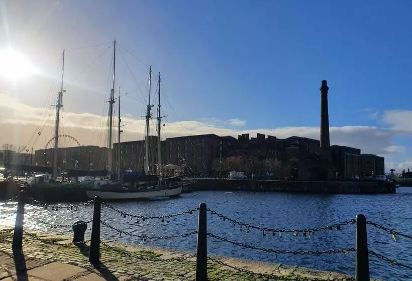 هتل Indigo Liverpool, An Ihg