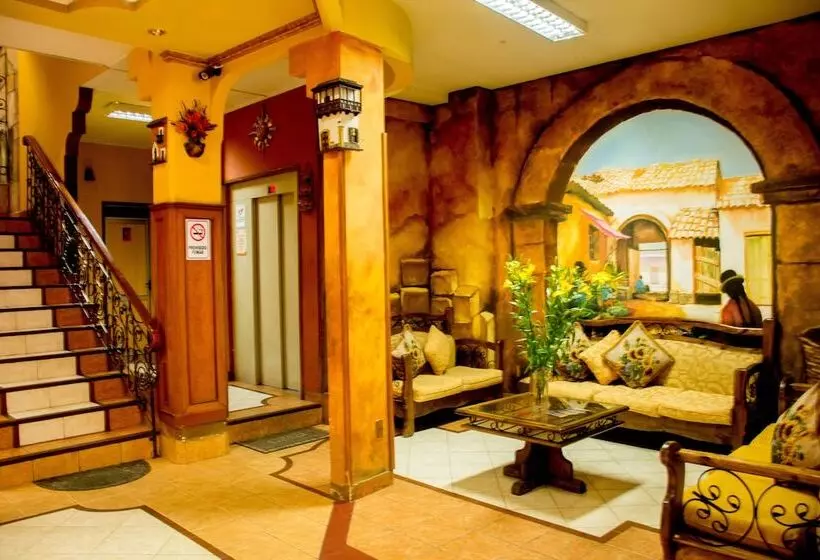 هتل Las Brisas Centro