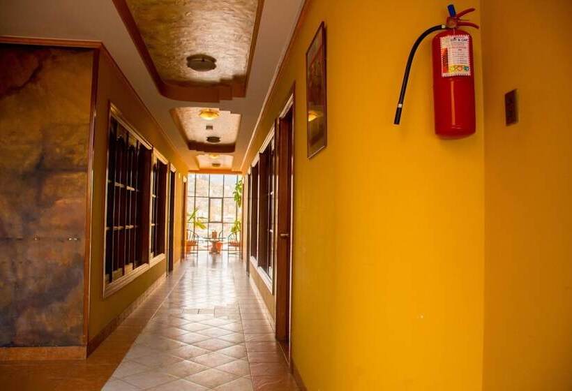 هتل Las Brisas Centro